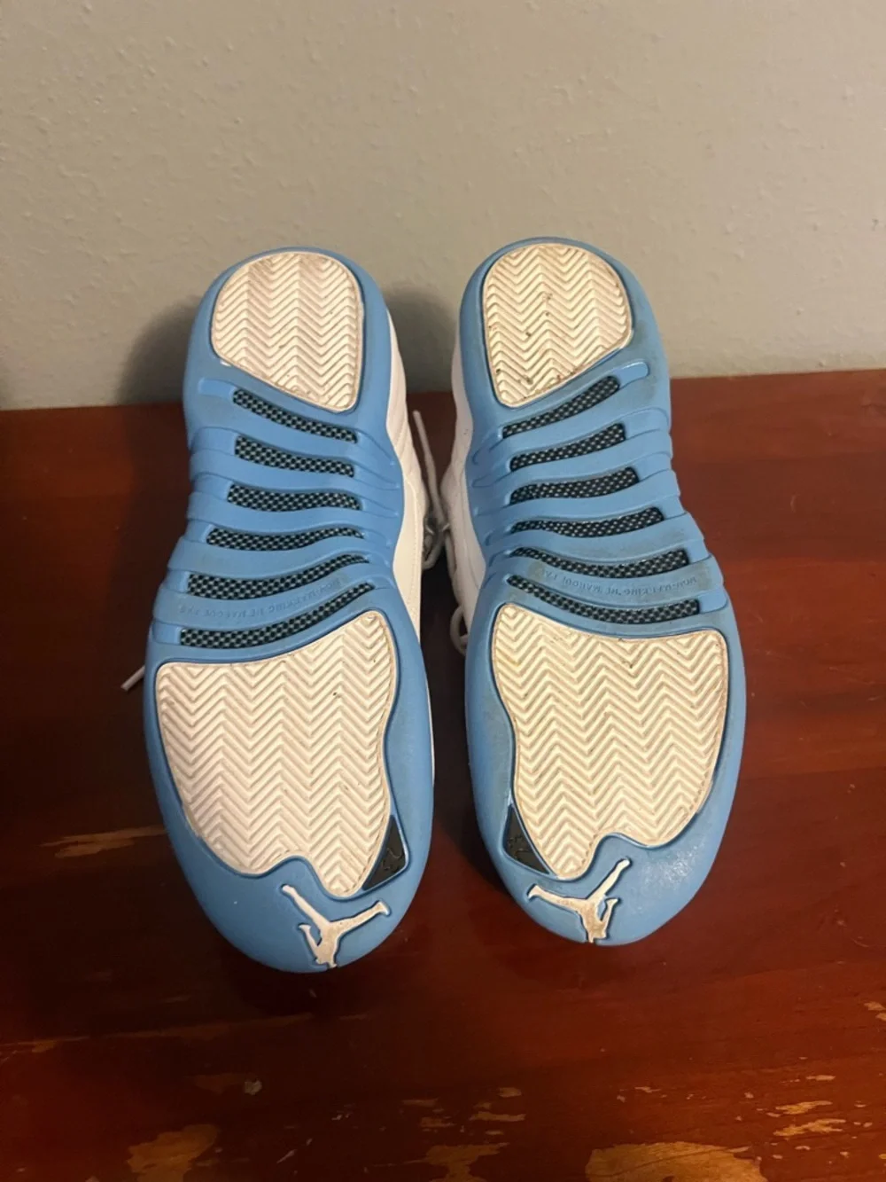 Jordan Men's Athletic Shoes White and Light Blue Retro 12 Melo Sz 7